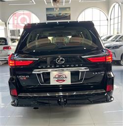 Lexus LX